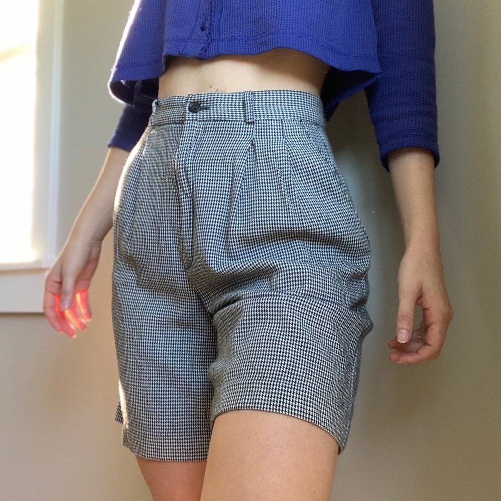 Vintage Rafaella high rise houndstooth shorts